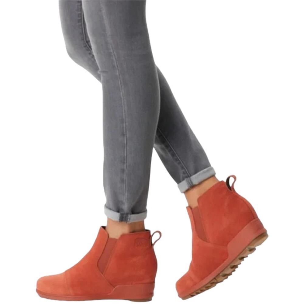 Sorel Evie Pull On Round Toe Suede Wedge Ankle Bootie Warp Red Size 6.5